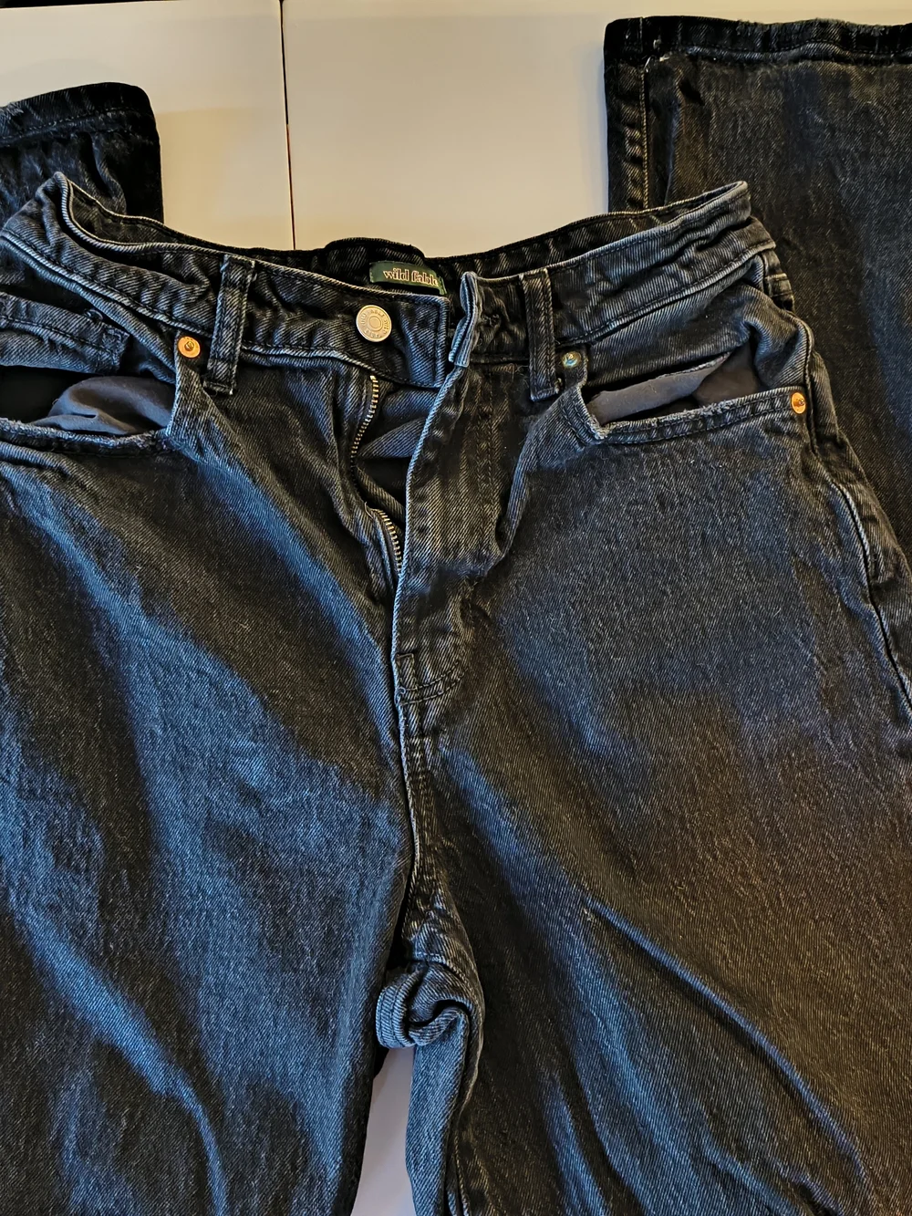 Wild Fable Black Distressed High-Waist Jeans size 4/27R inseam 30